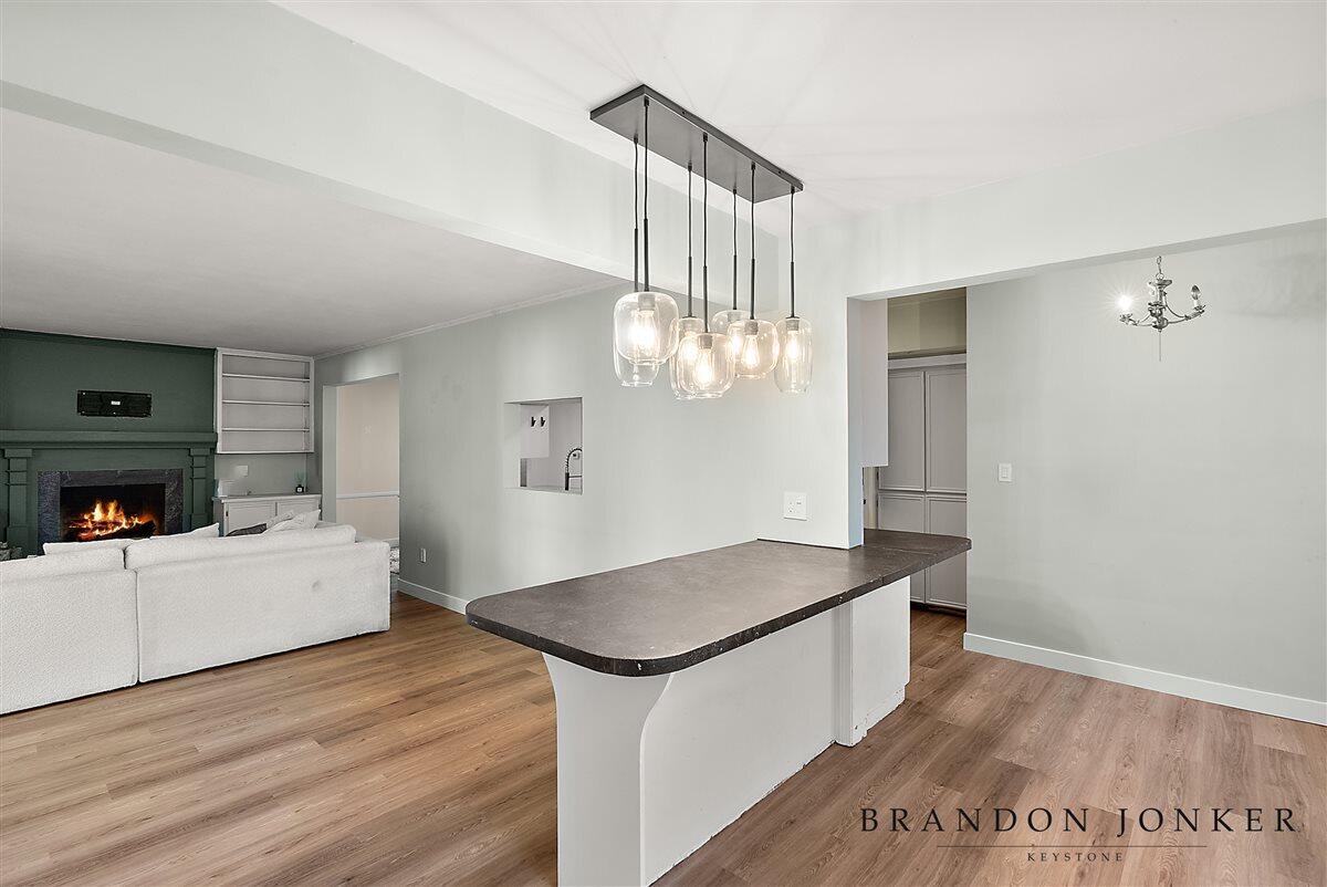 2417 Brooklyn Avenue Property Photo 14
