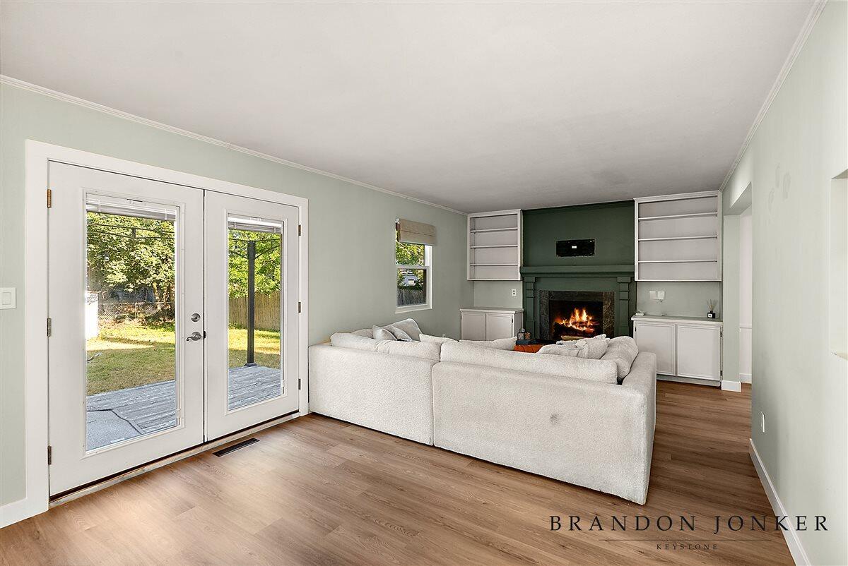 2417 Brooklyn Avenue Property Photo 15