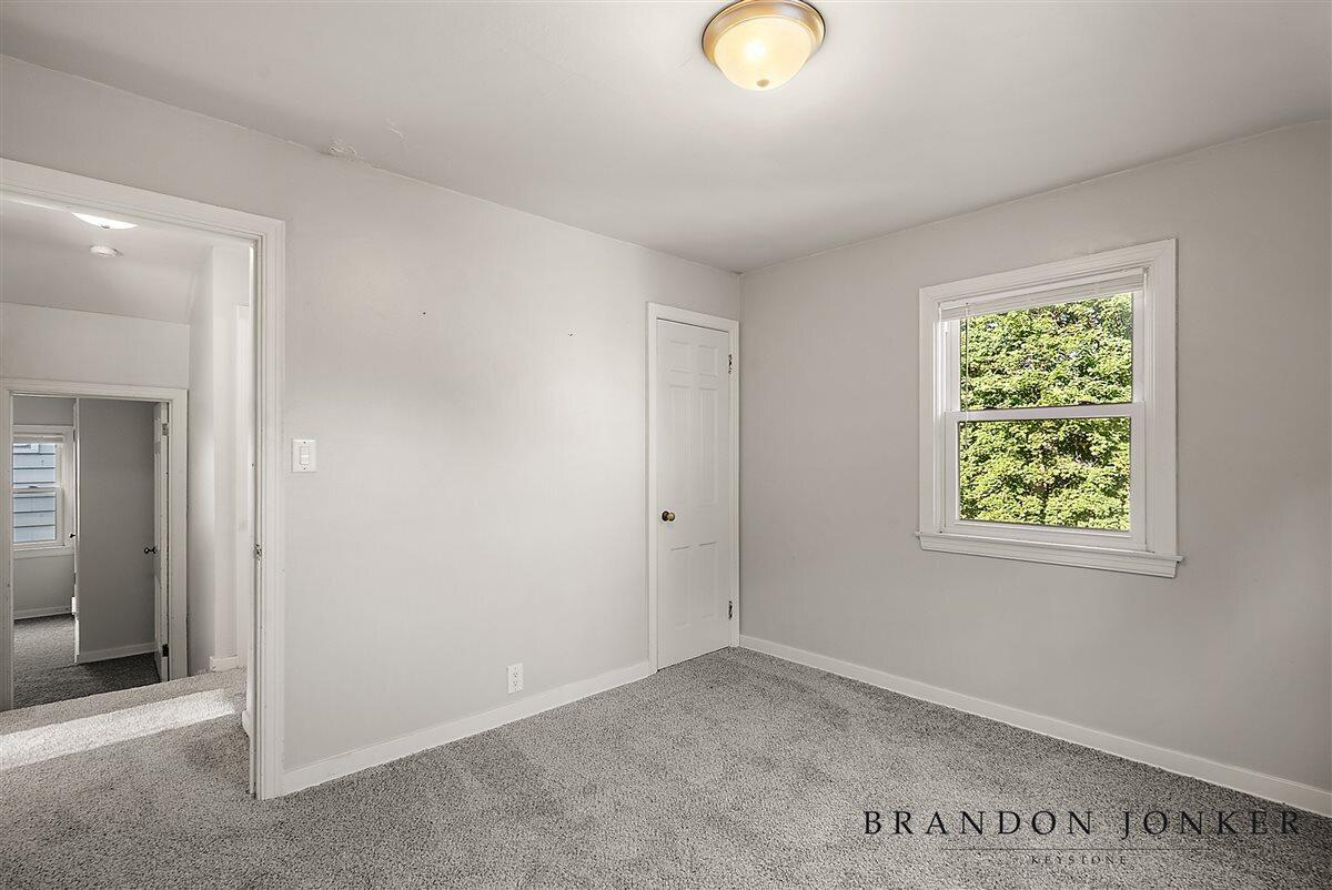 2417 Brooklyn Avenue Property Photo 23