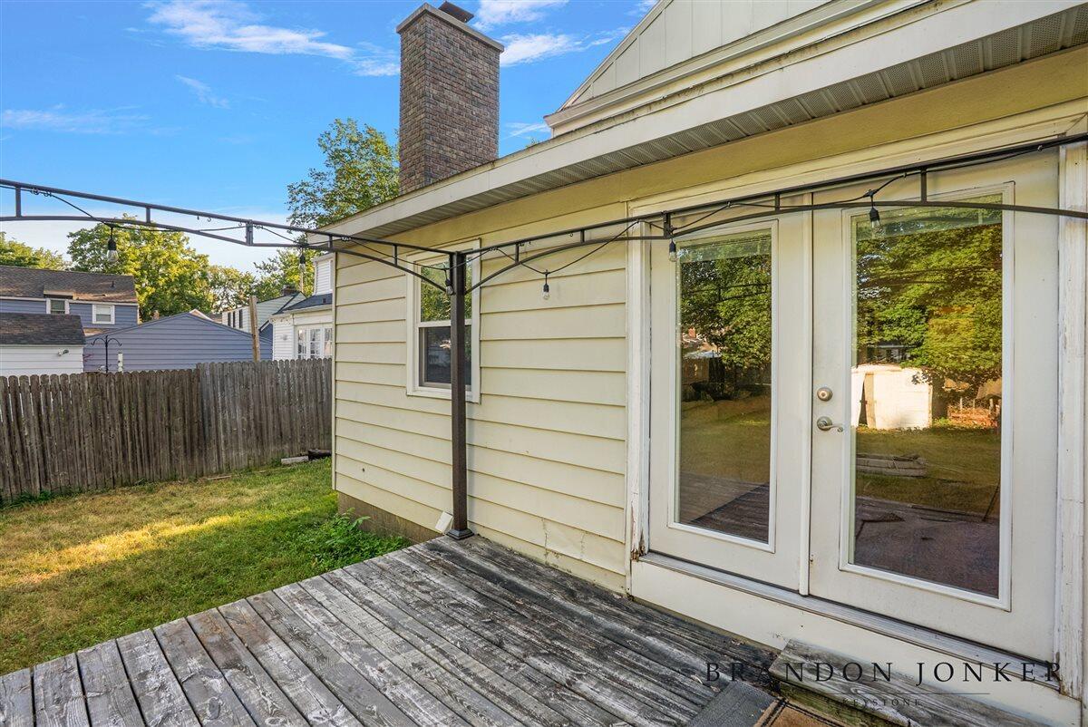 2417 Brooklyn Avenue Property Photo 40