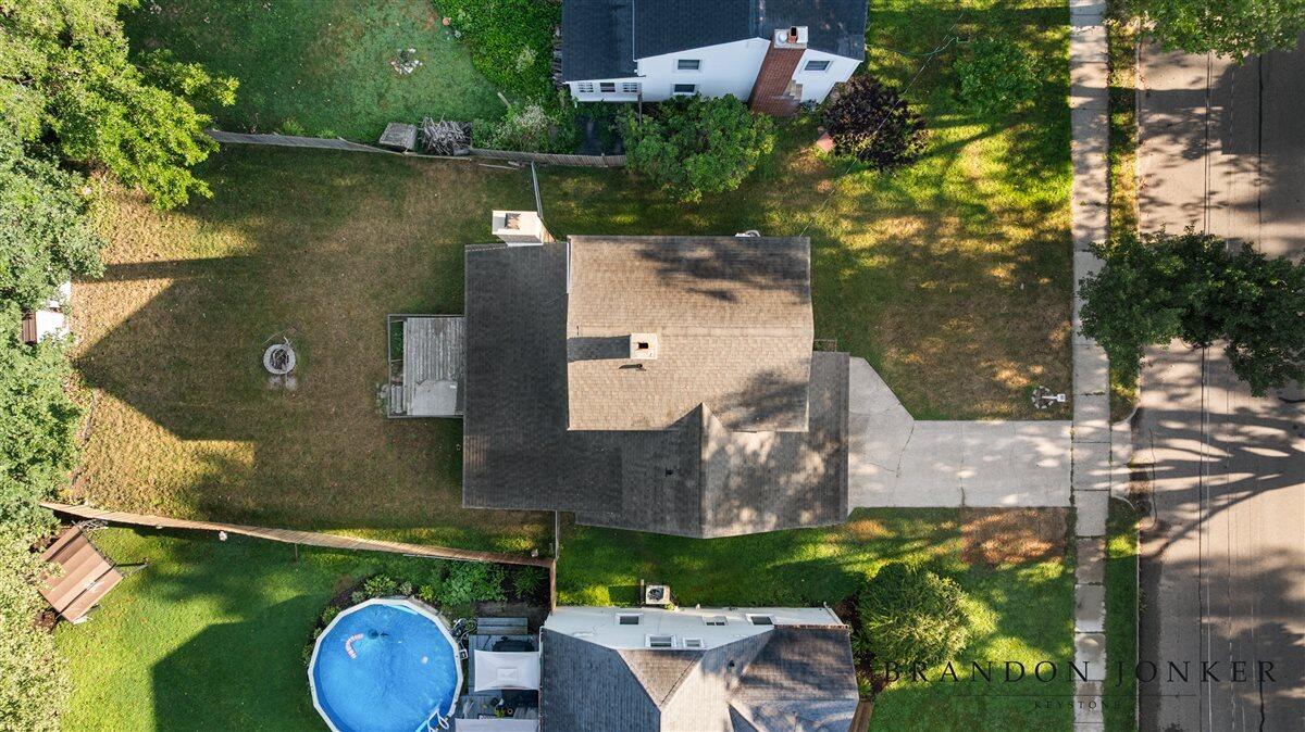 2417 Brooklyn Avenue Property Photo 54