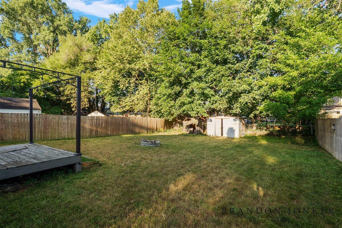 2417 Brooklyn Avenue Property Photo 63