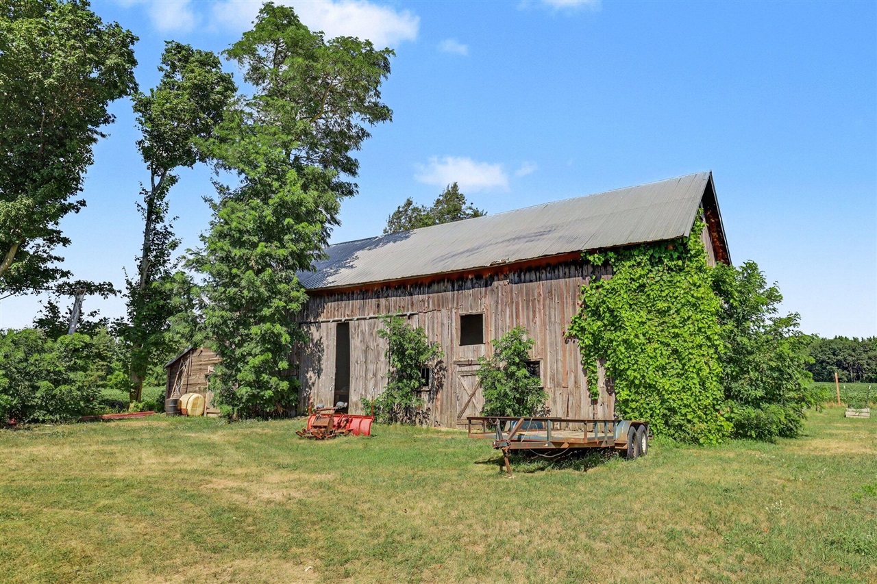 2658 N Amble Road Property Photo 26