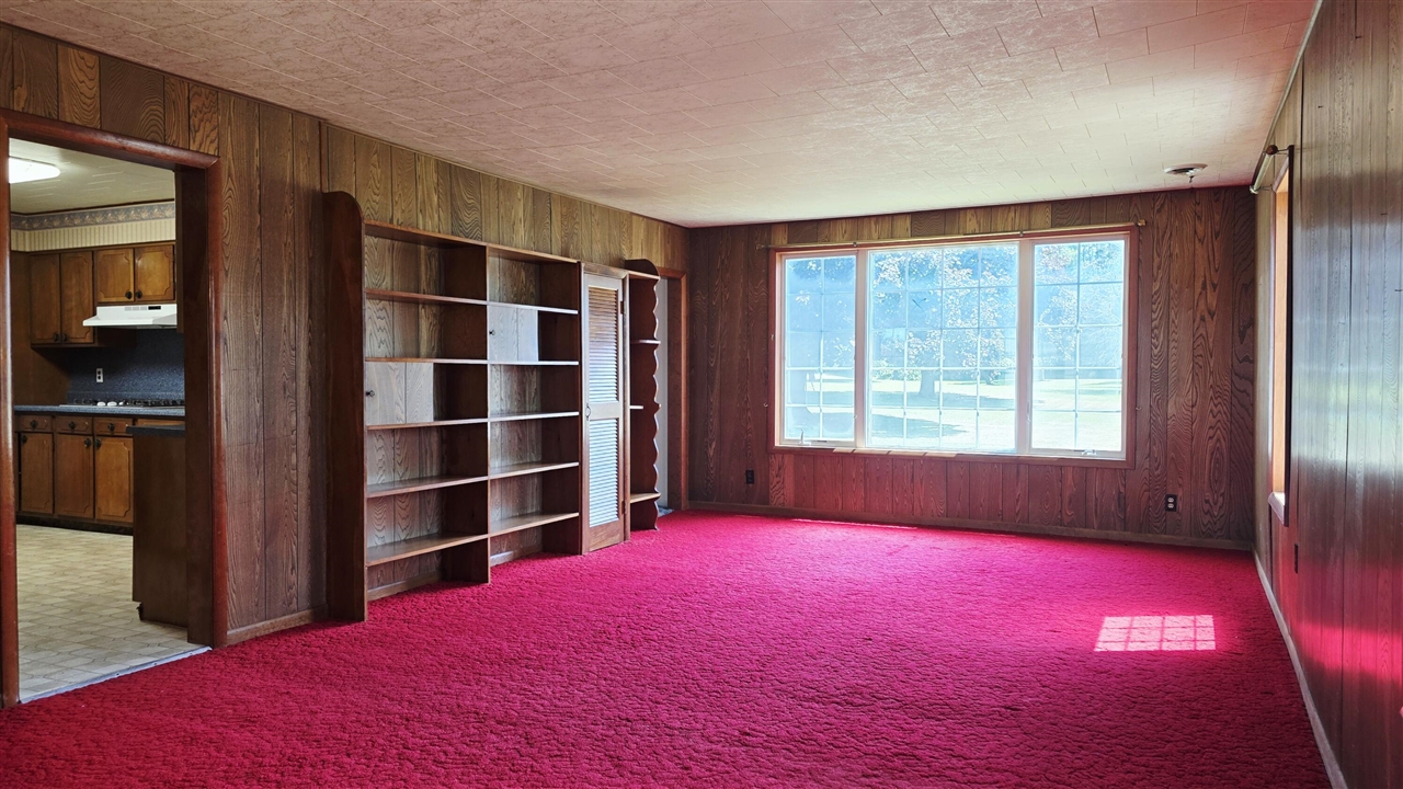 2151 E Coral Road Property Photo 14