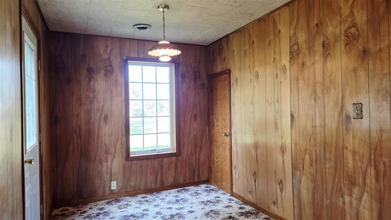2151 E Coral Road Property Photo 17
