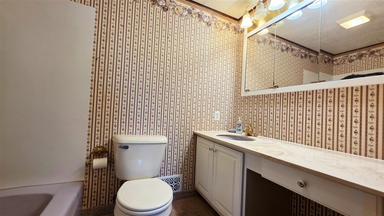 2151 E Coral Road Property Photo 26