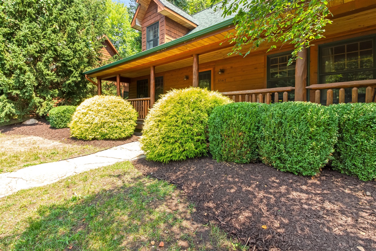 3561 Kingfisher Cove Drive Property Photo 3