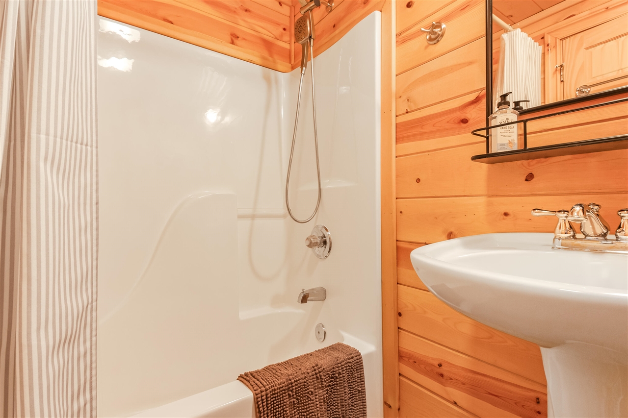 3561 Kingfisher Cove Drive Property Photo 44