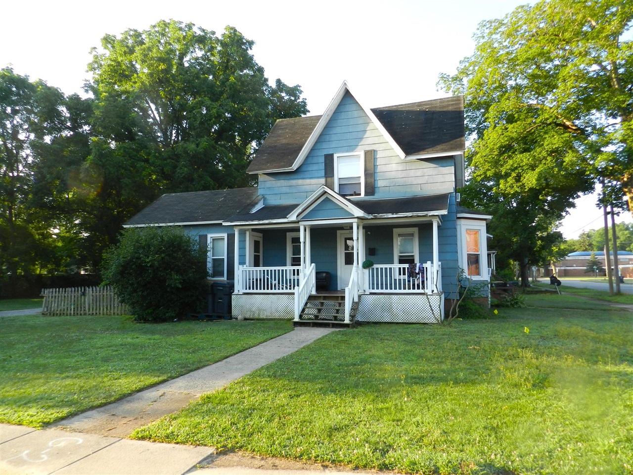 115 W Cass Street Property Photo 1