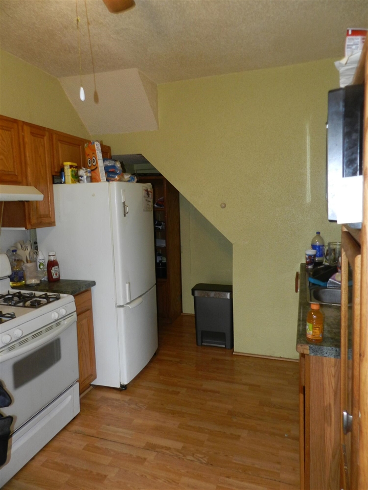 115 W Cass Street Property Photo 8