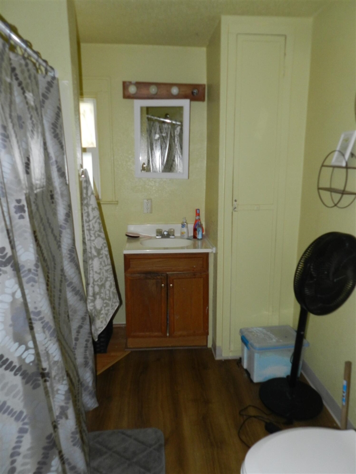 115 W Cass Street Property Photo 11