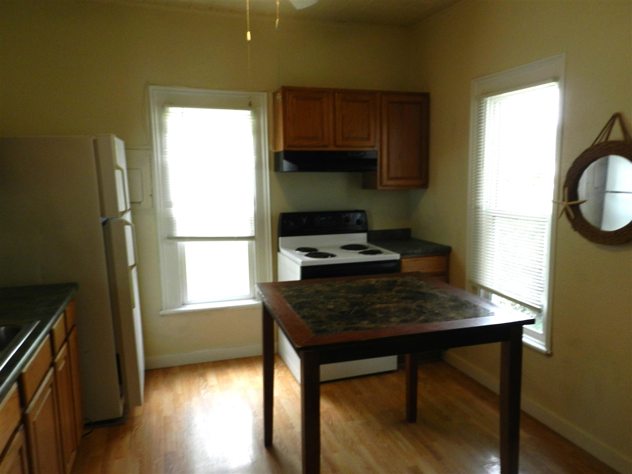 115 W Cass Street Property Photo 18
