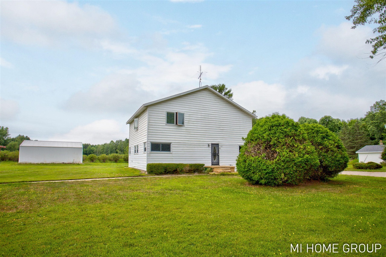 74721 30th Avenue Property Photo 4