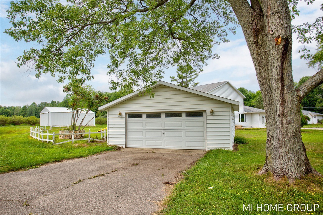 74721 30th Avenue Property Photo 6