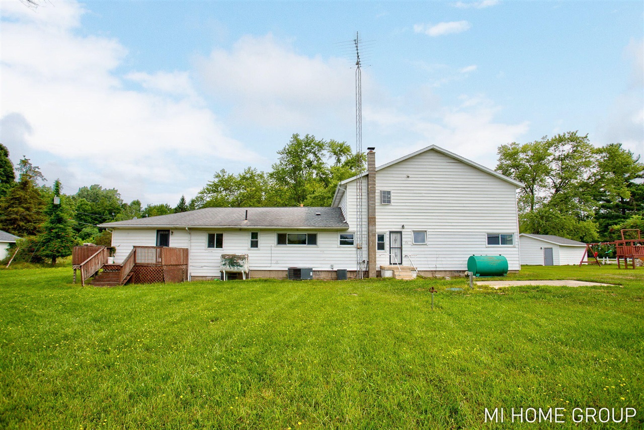 74721 30th Avenue Property Photo 10