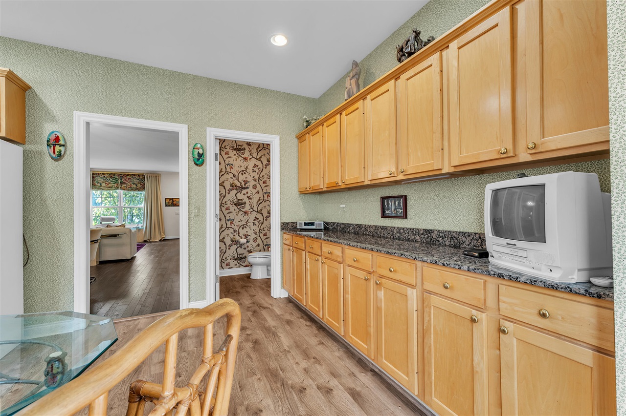 21521 Garrison Street Property Photo 11