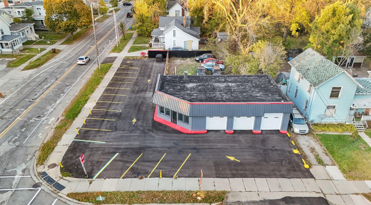 226 W Cesar E. Chavez Avenue Property Photo 4