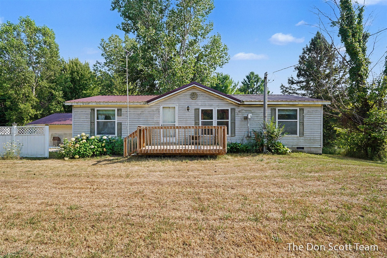 11737 Ellis Road Property Photo 1