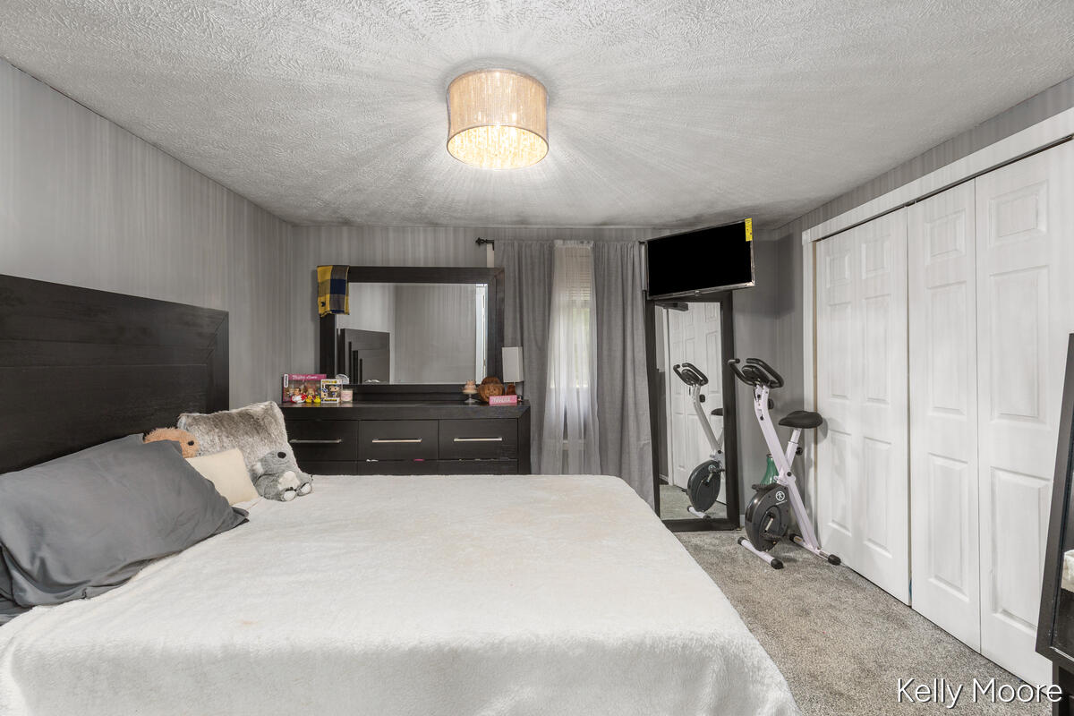 2542 E Bluewater Highway Property Photo 16