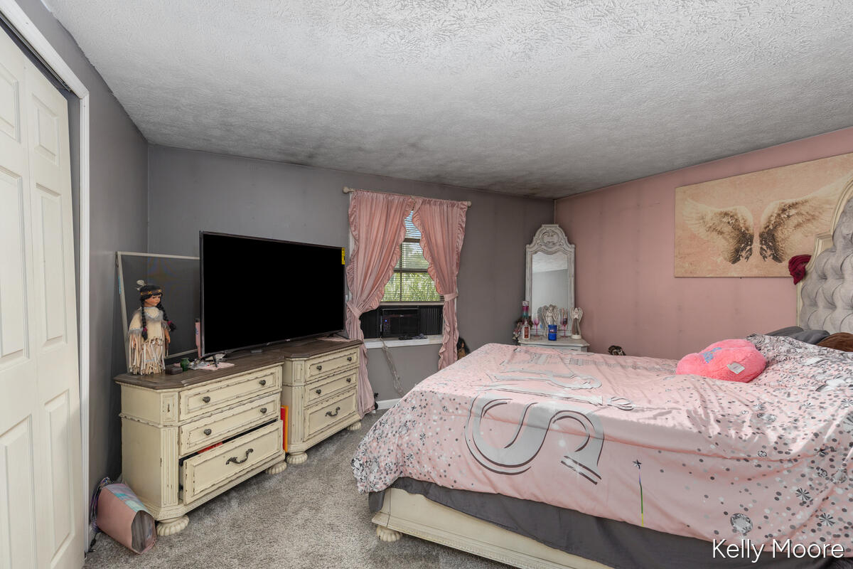 2542 E Bluewater Highway Property Photo 18