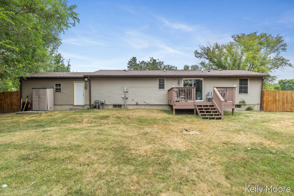 2542 E Bluewater Highway Property Photo 21