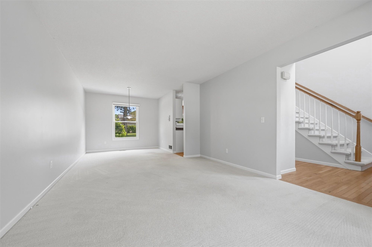 5048 Stapleton Drive Property Photo 8