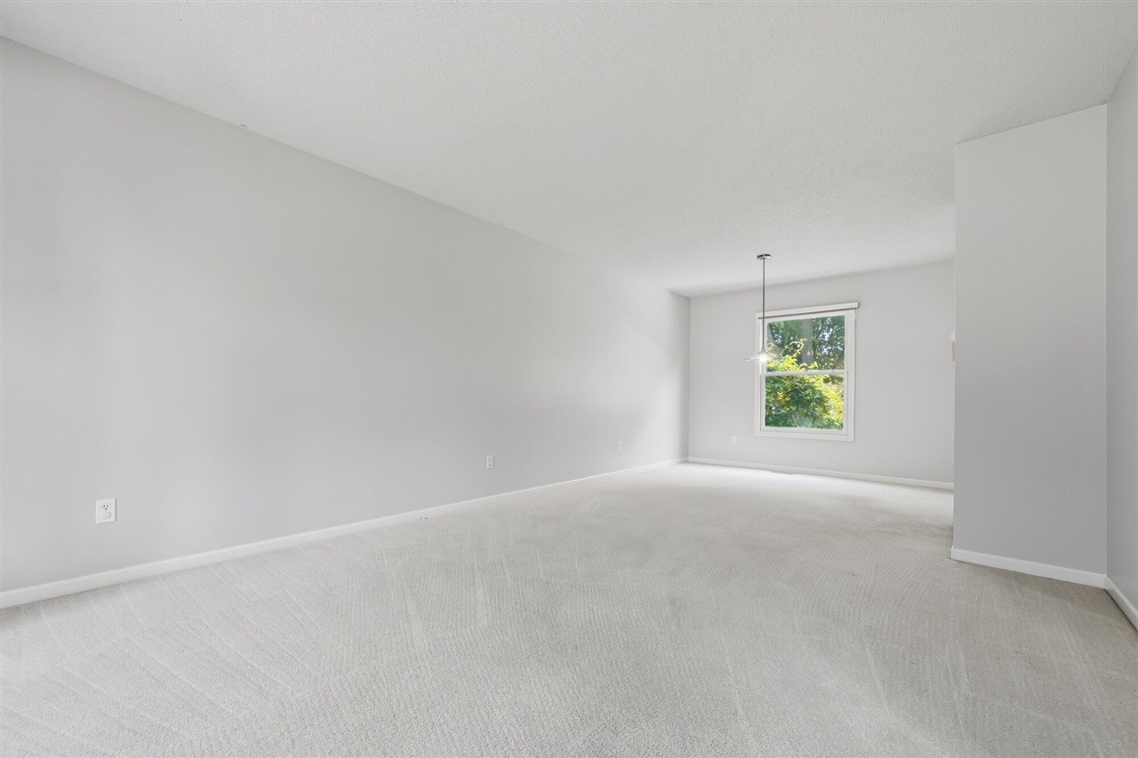 5048 Stapleton Drive Property Photo 9