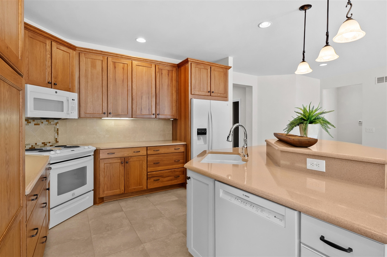 3625 Whicker Pointe Property Photo 5