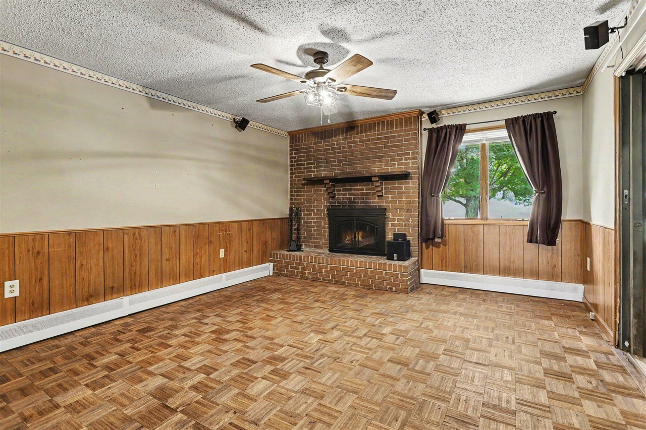 11053 Gast Road Property Photo 8
