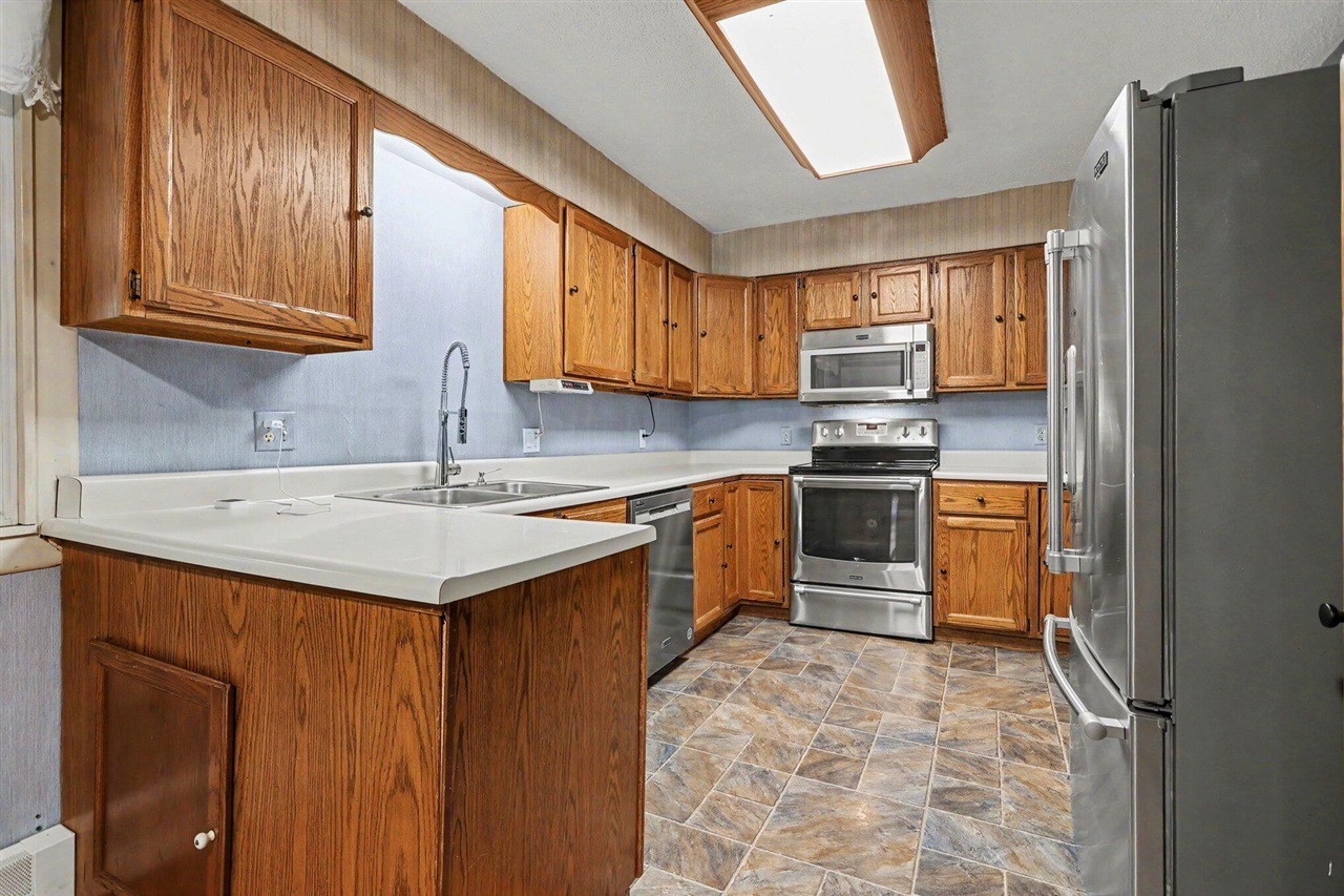 11053 Gast Road Property Photo 10