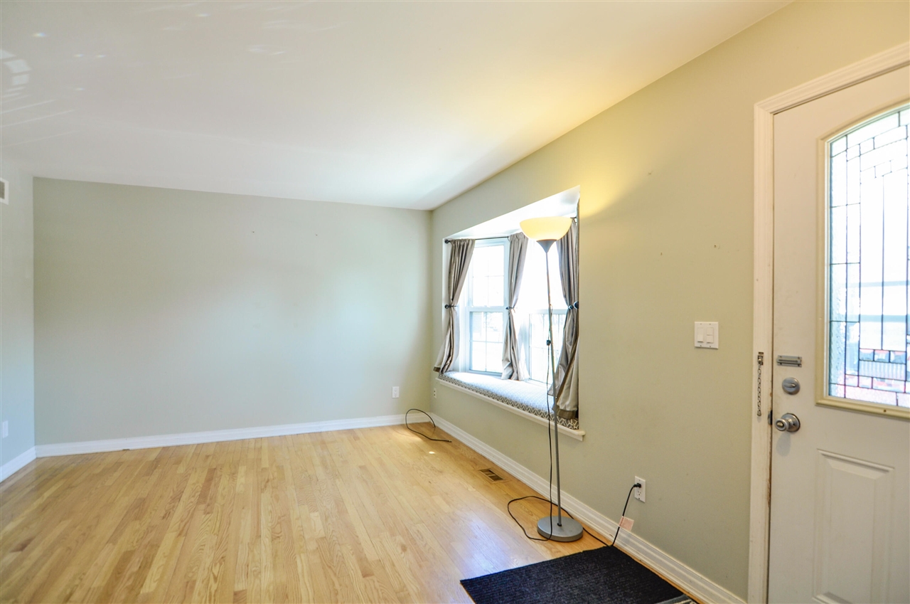 3479 Burbank Drive Property Photo 6