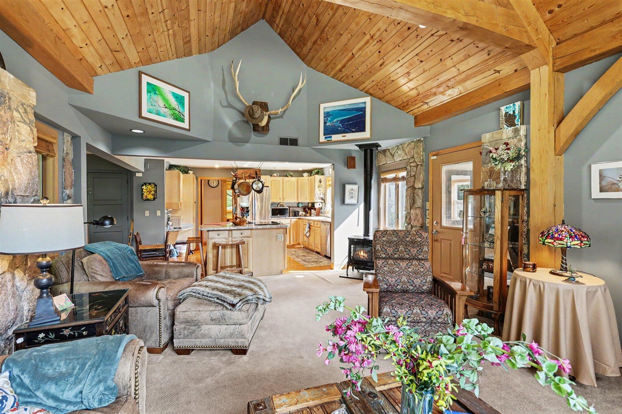 3988 Beeman Road Property Photo 22