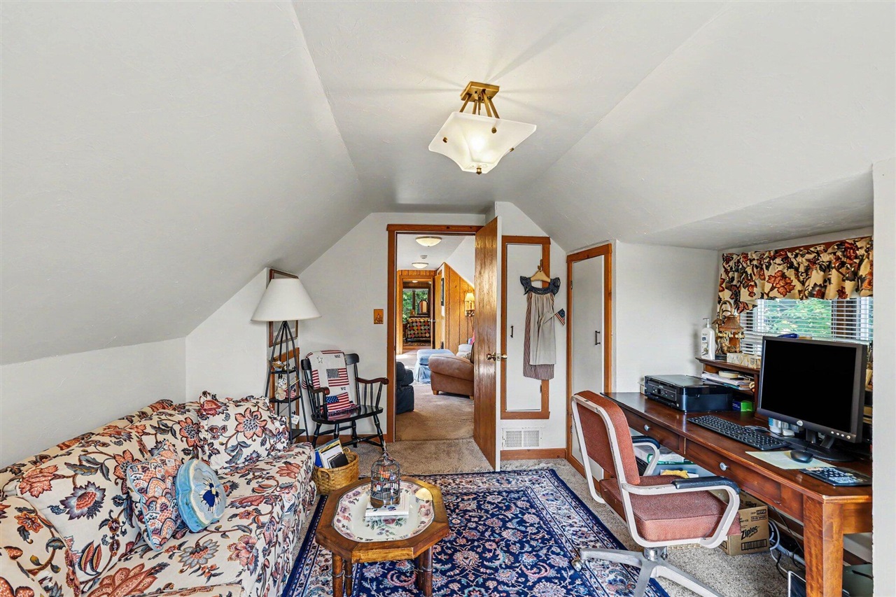 3988 Beeman Road Property Photo 28