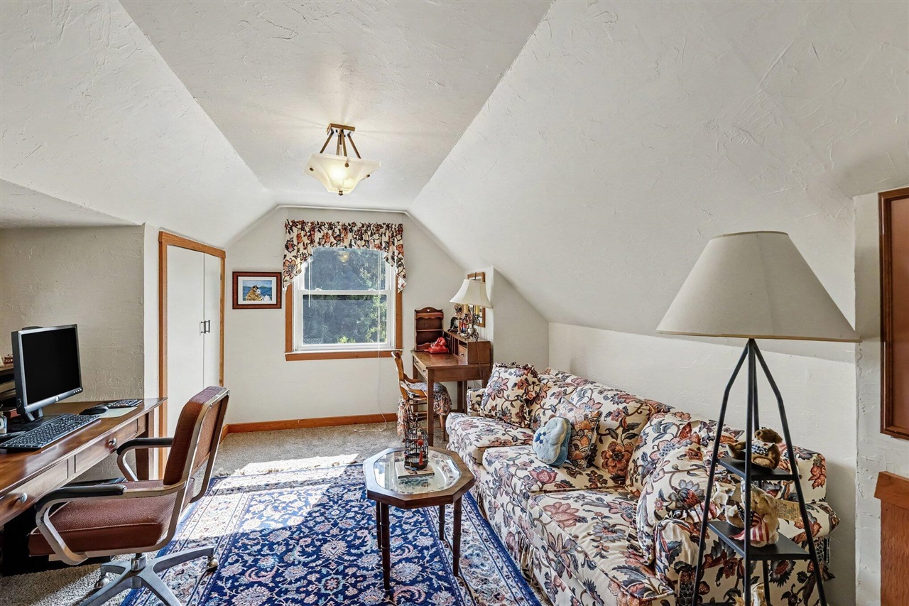 3988 Beeman Road Property Photo 29