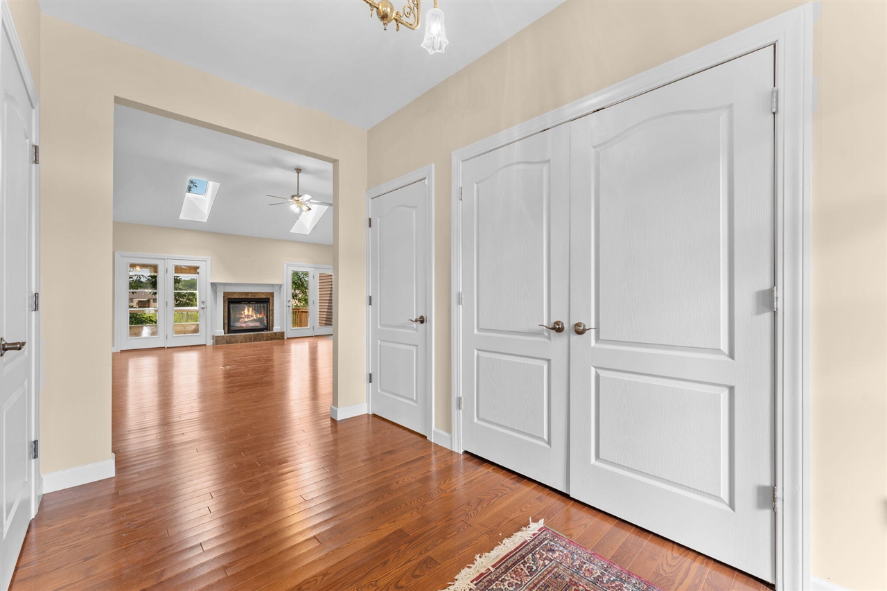 8243 Heathertree Lane Property Photo 15