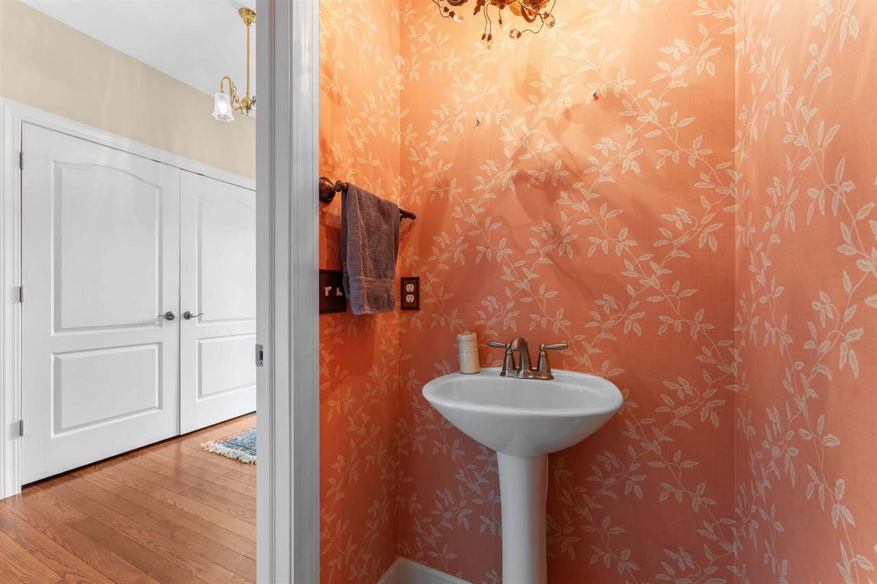 8243 Heathertree Lane Property Photo 17