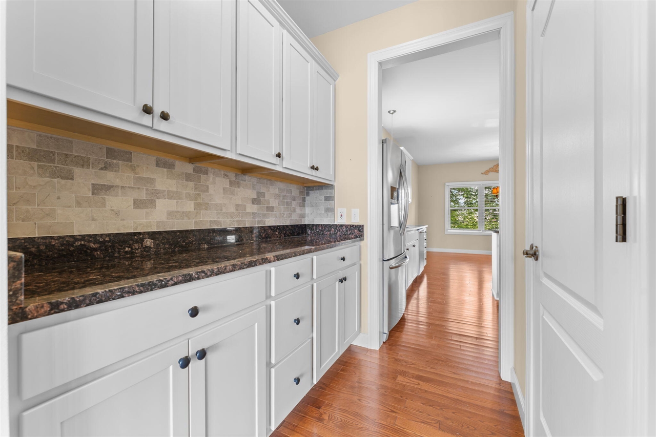 8243 Heathertree Lane Property Photo 19