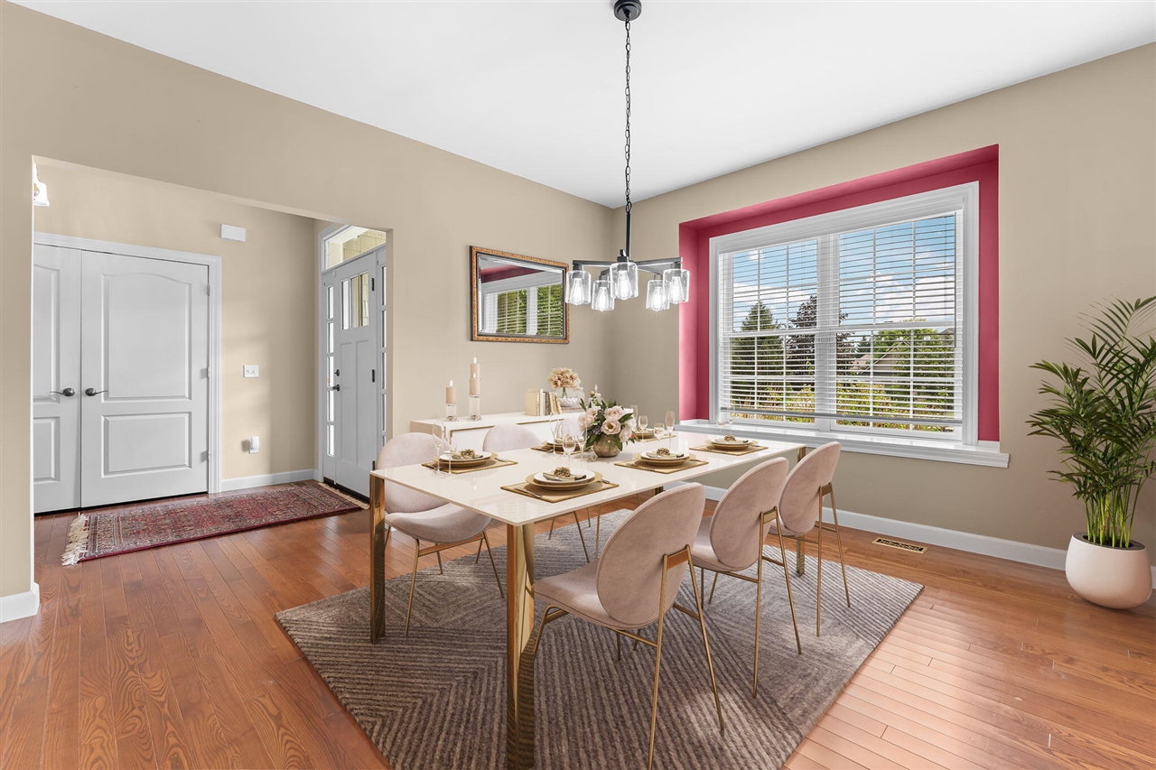 8243 Heathertree Lane Property Photo 20
