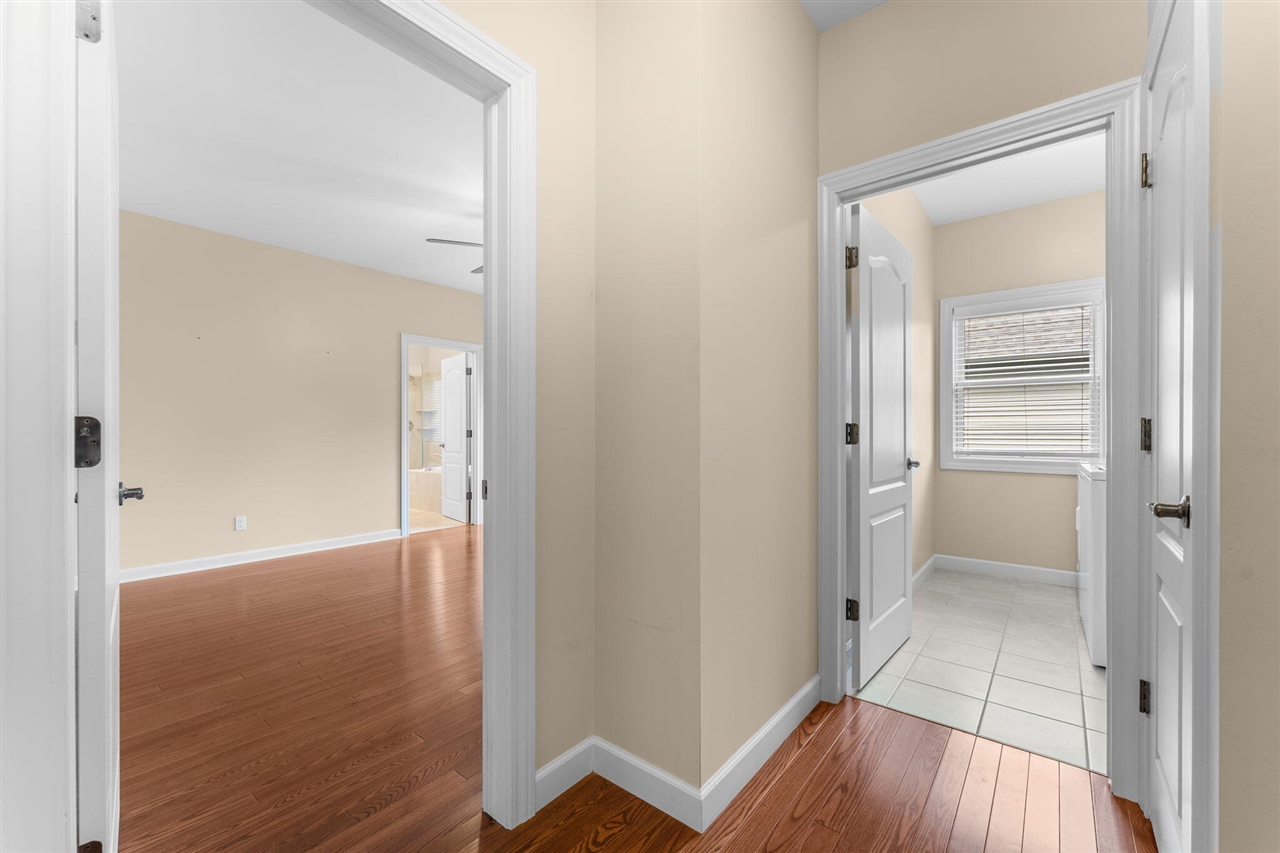 8243 Heathertree Lane Property Photo 39
