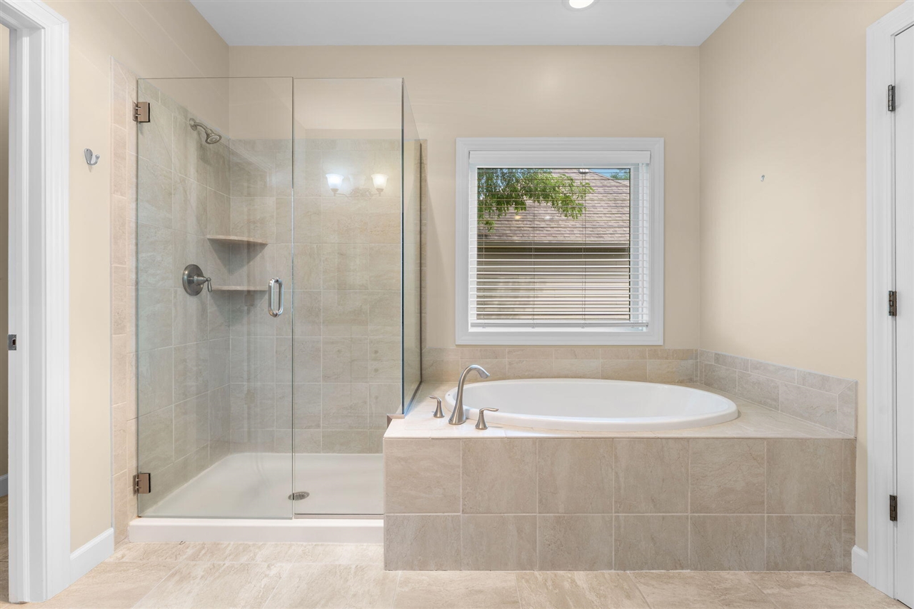 8243 Heathertree Lane Property Photo 47