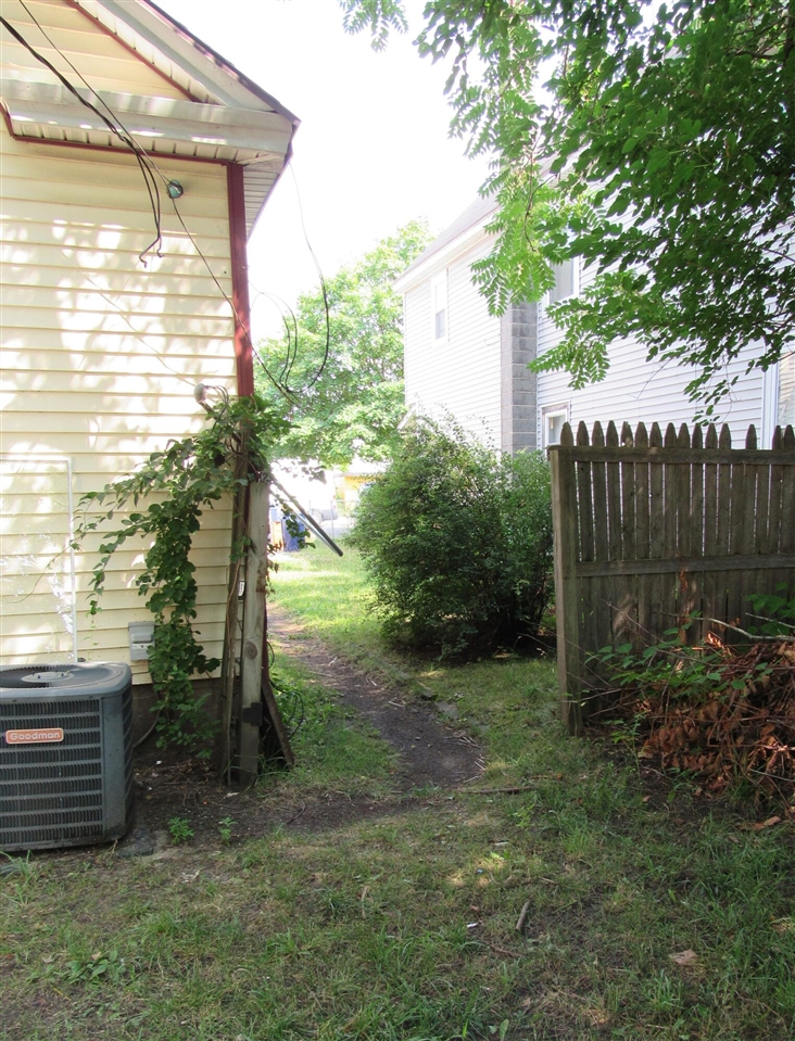 1167 Lafayette Avenue Property Photo 2
