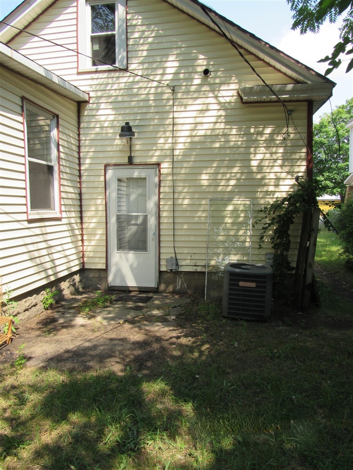 1167 Lafayette Avenue Property Photo 3