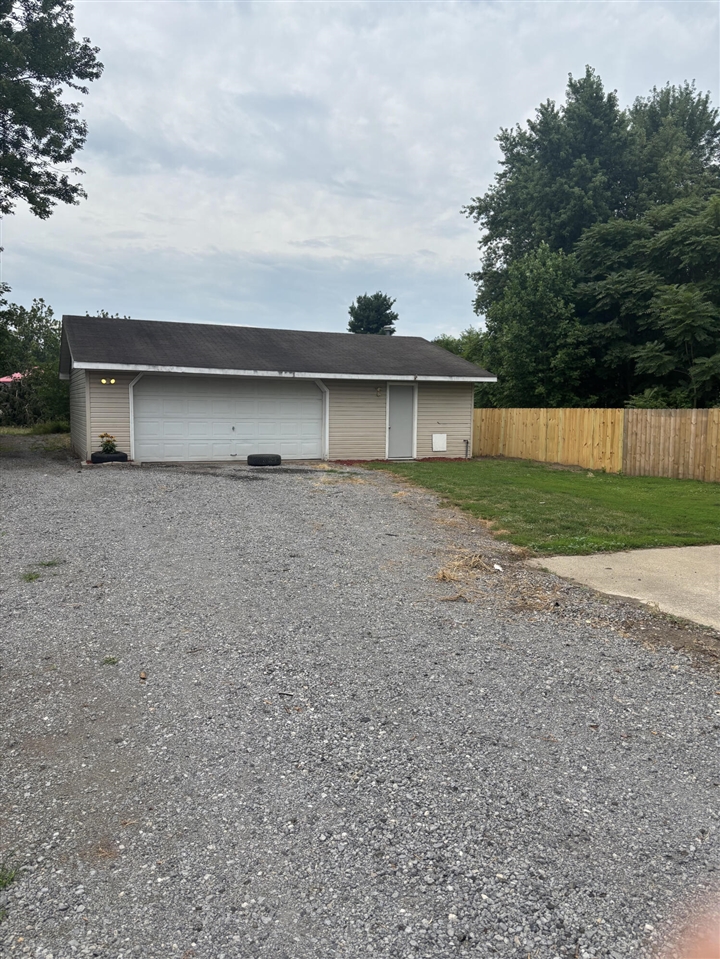 6449 Rouget Road Property Photo 3