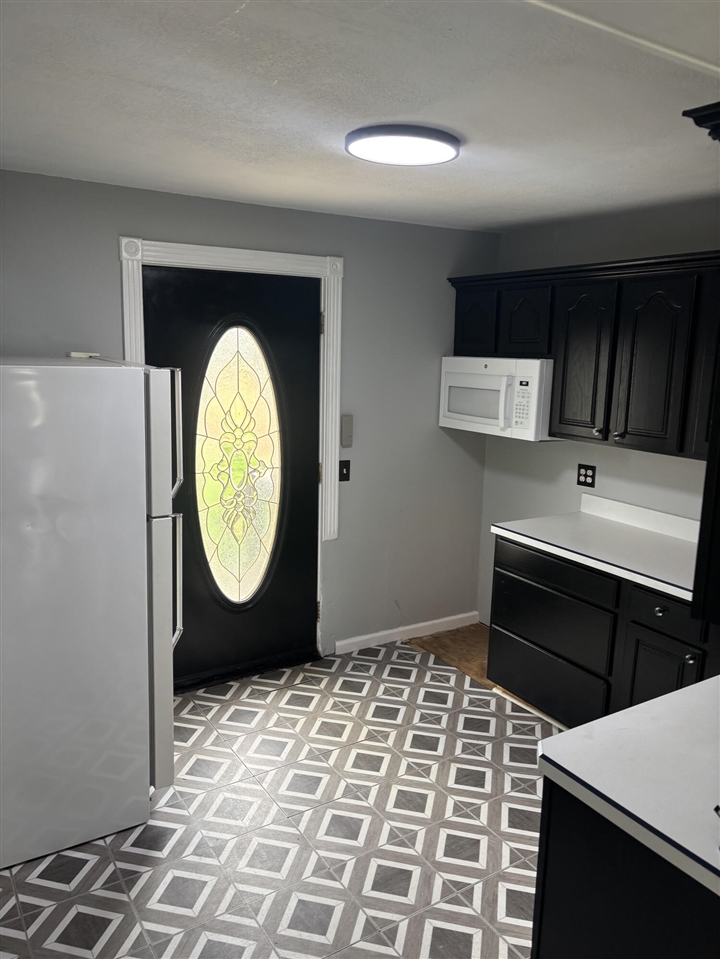 6449 Rouget Road Property Photo 4
