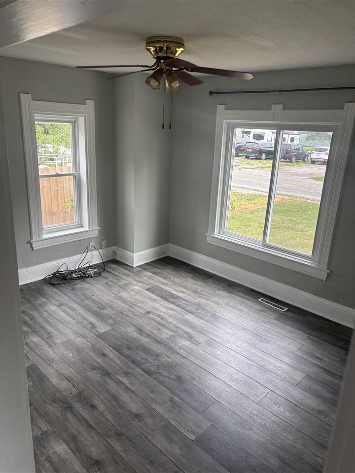 6449 Rouget Road Property Photo 6