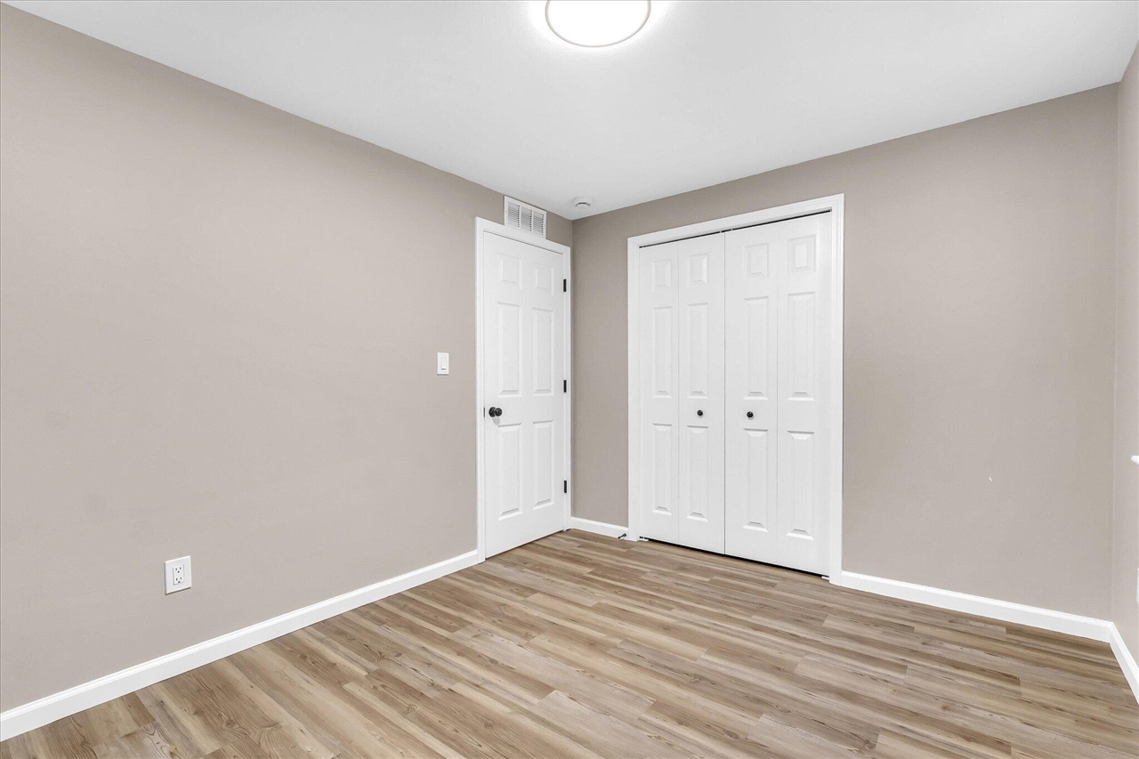 12 Faust Court Property Photo 40