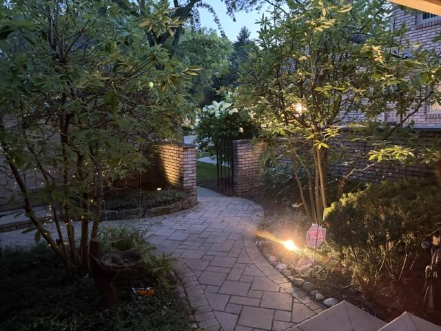 1189 Glenpointe Court Property Photo 3