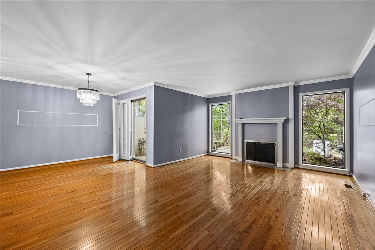 1189 Glenpointe Court Property Photo 10
