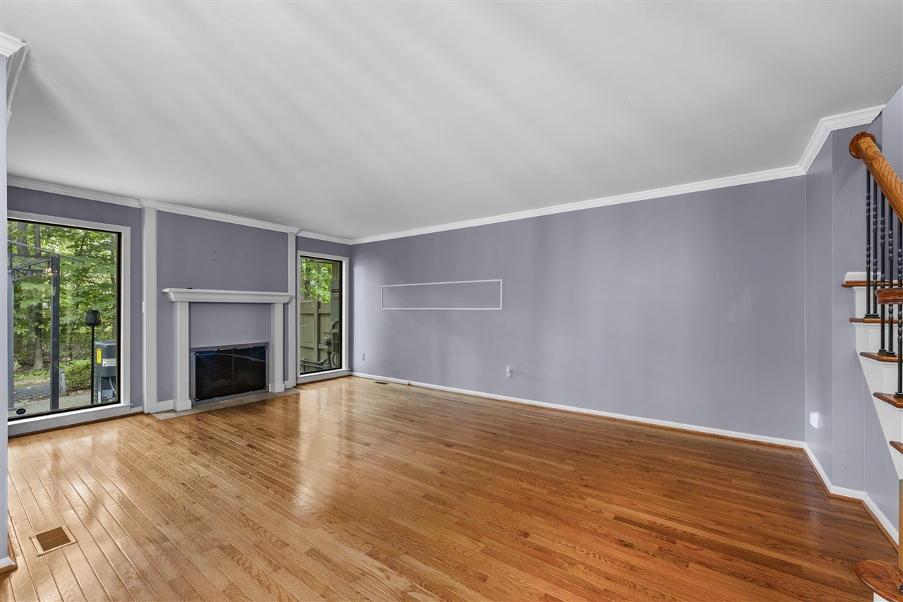 1189 Glenpointe Court Property Photo 11