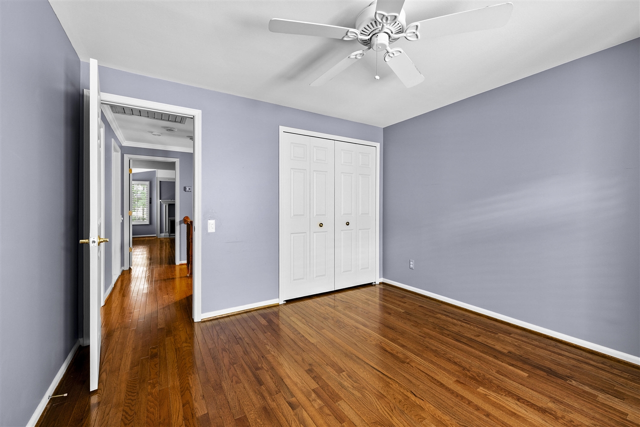 1189 Glenpointe Court Property Photo 25
